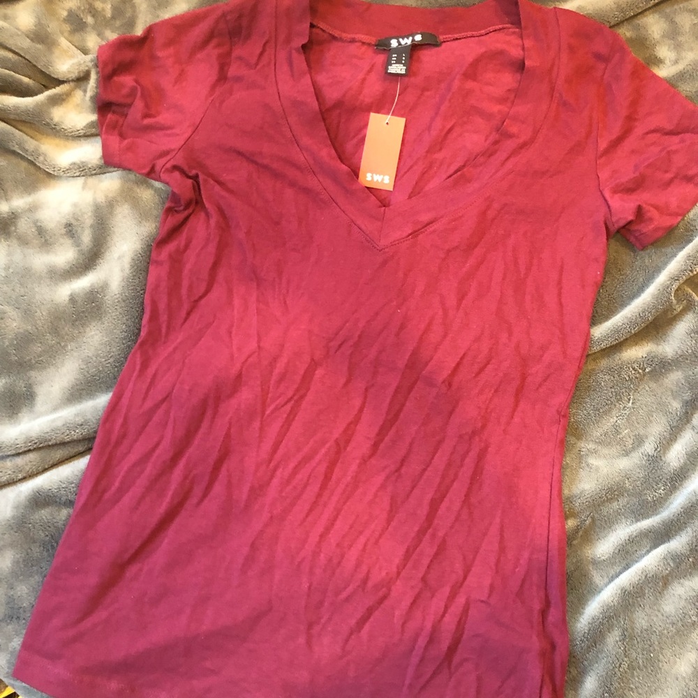 Wine color V-Neck t-shirt